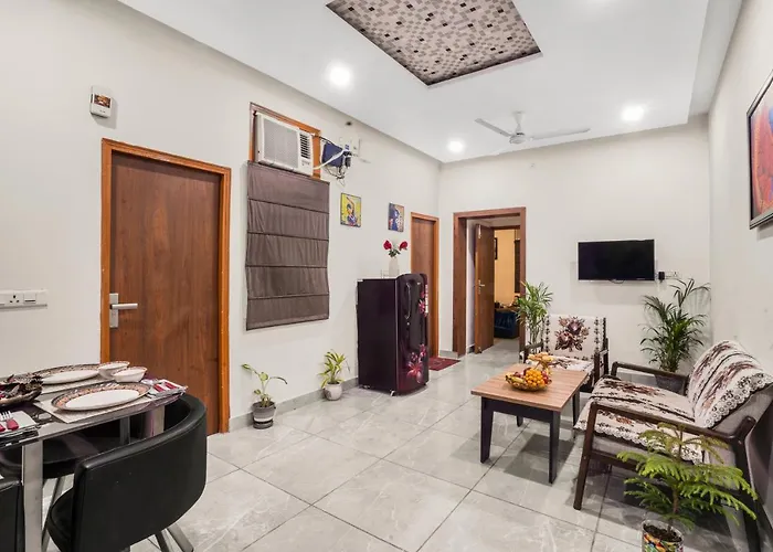 Homlee-Luxurious 2Bhk-Dilshad Metro- Ground Floor