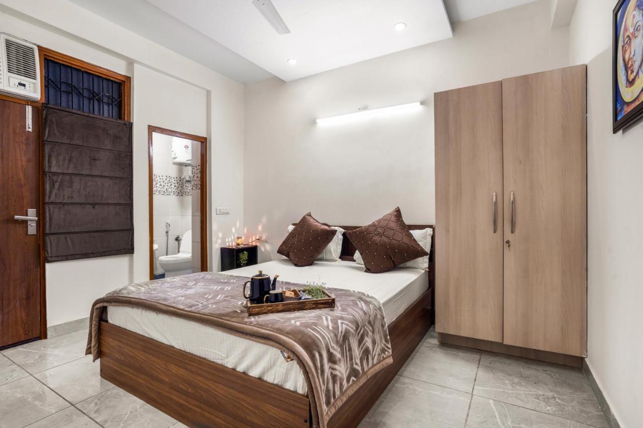 Apartment Homlee-luxurious 2bhk-dilshad Metro- Ground Floor